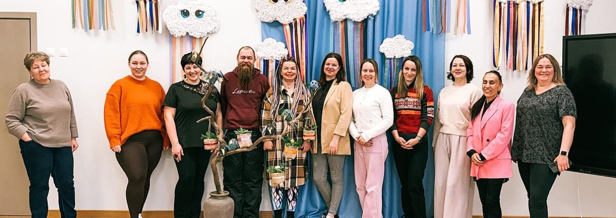 Indukcijas gada projektā sniedz daudzveidīgu atbalstu jaunajiem skolotājiem